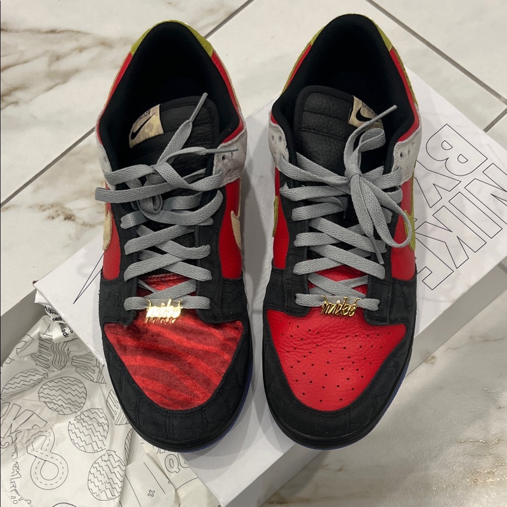 Nike Men's Customize Dunks